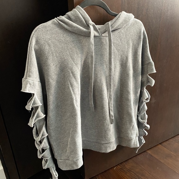 alo slay hoodie